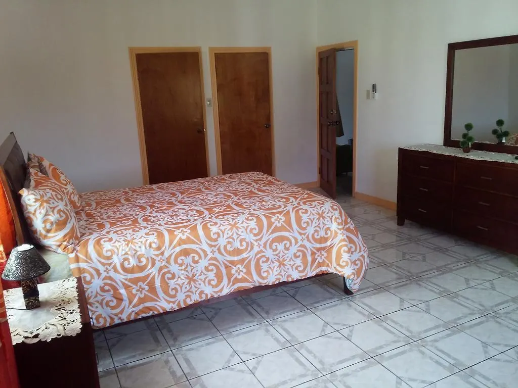 Jus4U-Apt-2 The Home Away From Home Villa location
